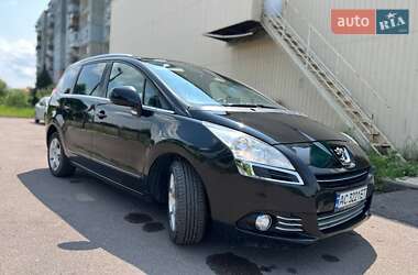 Peugeot 5008 2013