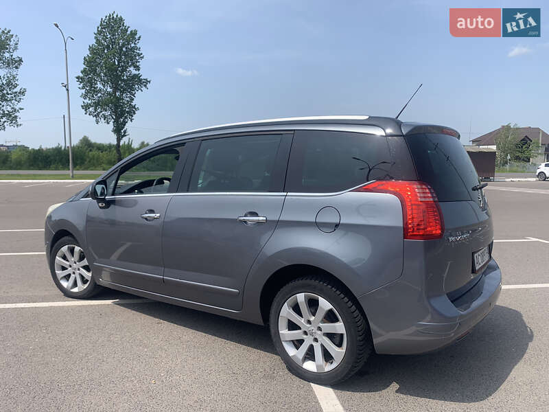 Микровэн Peugeot 5008 2011 в Луцке