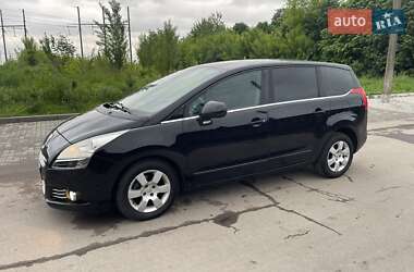 Микровэн Peugeot 5008 2011 в 