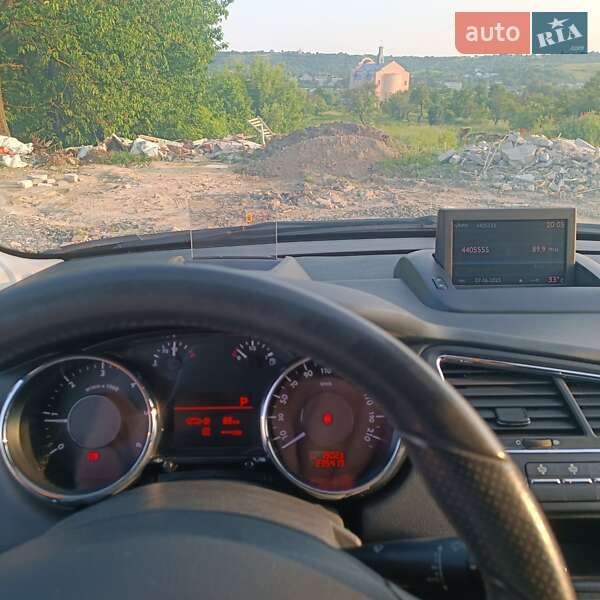 Микровэн Peugeot 5008 2011 в Золочеве