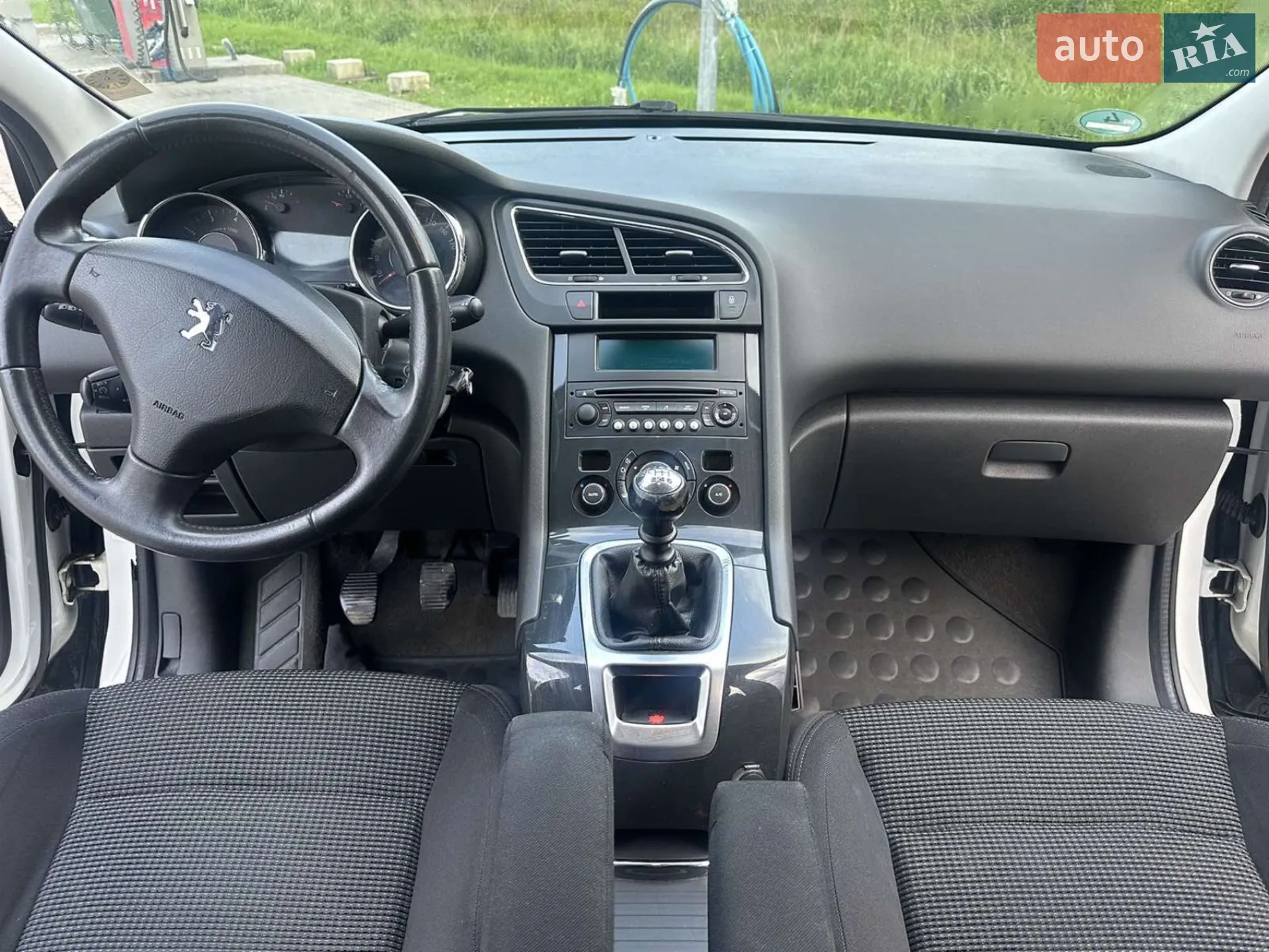 2011 Peugeot 5008 - мініатюра 11