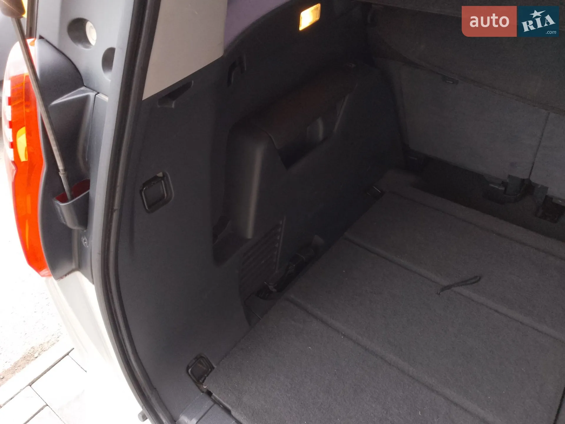 2011 Peugeot 5008 - мініатюра 22
