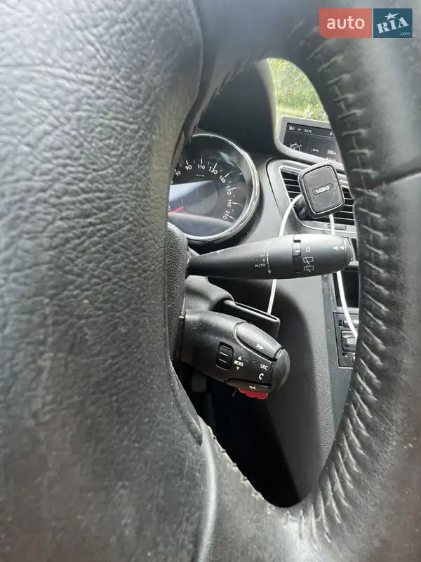 Peugeot 5008 2016 VIN VF30EBHZTGS037462 фото оголошення 20 з 50