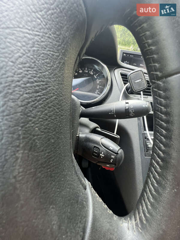 Мікровен Peugeot 5008 2016 в Львові