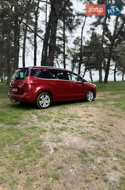 Микровэн Peugeot 5008 2010 в 