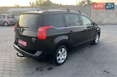 Микровэн Peugeot 5008 2011 в 