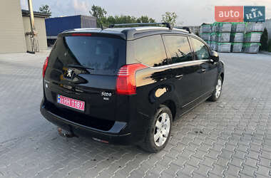 Микровэн Peugeot 5008 2011 в 