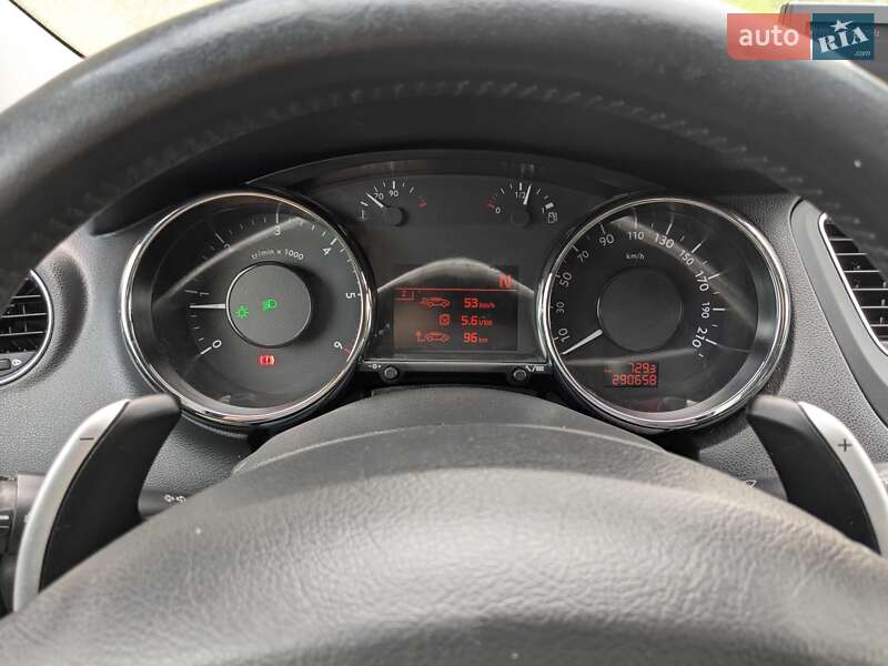 Мікровен Peugeot 5008 2010 в Кам'янець-Подільському