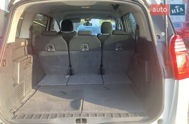 Микровэн Peugeot 5008 2013 в 