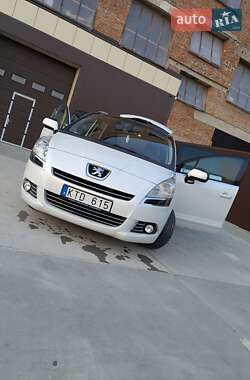 Мікровен Peugeot 5008 2011 в Львові