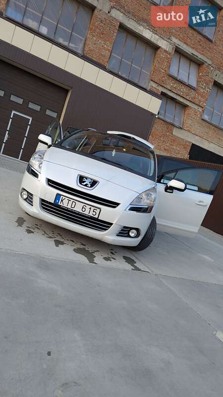 Peugeot 5008 2010