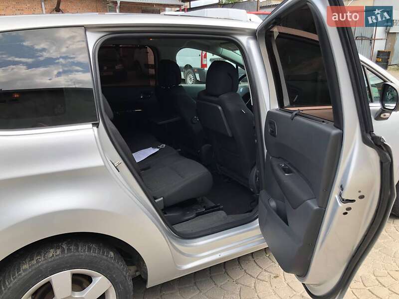 Мікровен Peugeot 5008 2011 в Ковелі