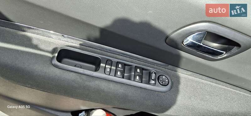 Мікровен Peugeot 5008 2016 в Івано-Франківську