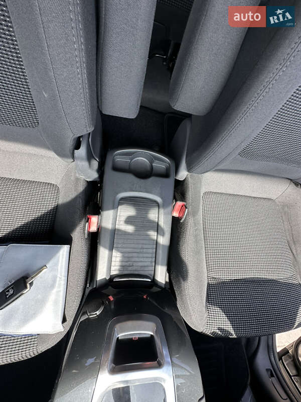 Мікровен Peugeot 5008 2012 в Львові