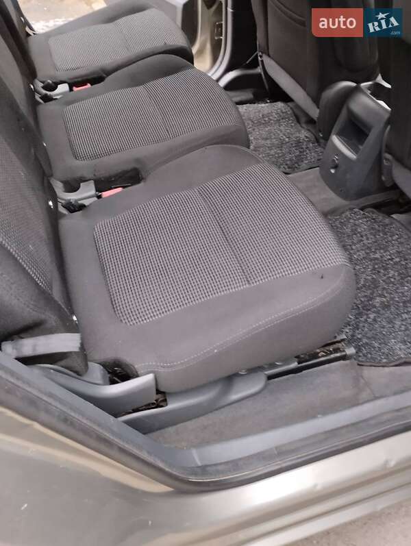 Мікровен Peugeot 5008 2009 в Києві