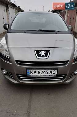 Мікровен Peugeot 5008 2009 в Києві