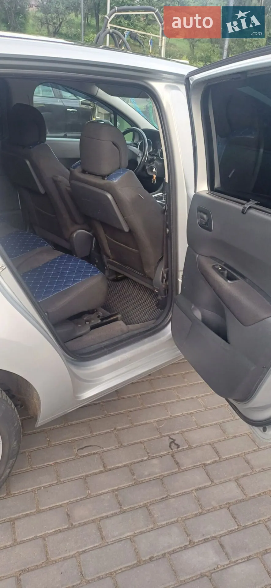 2011 Peugeot 5008 - мініатюра 13