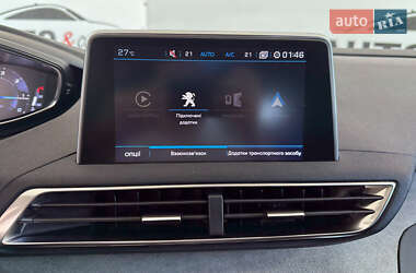 Внедорожник / Кроссовер Peugeot 5008 2019 в 