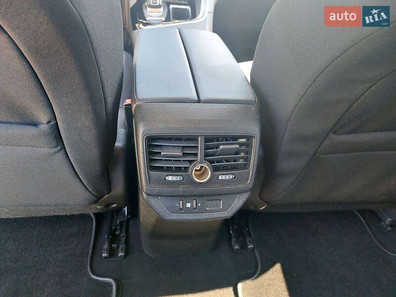 Позашляховик / Кросовер Peugeot 5008 2019 в Львові