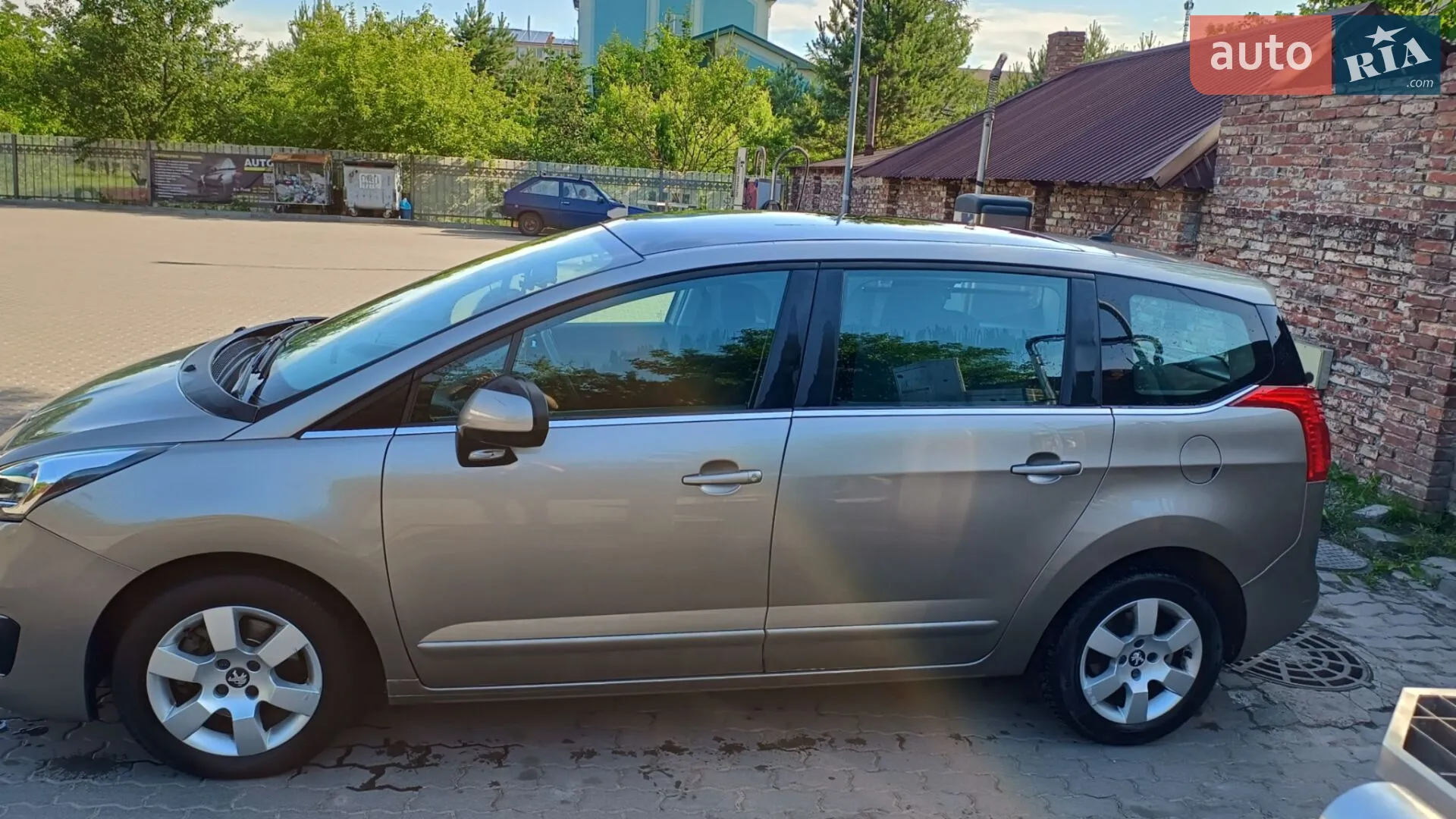 2015 Peugeot 5008 - мініатюра 3