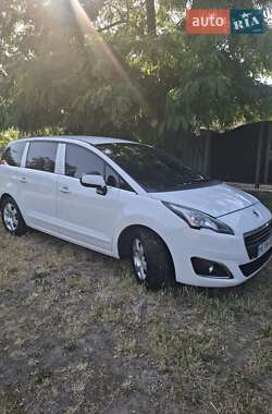 Мікровен Peugeot 5008 2016 в Очакові