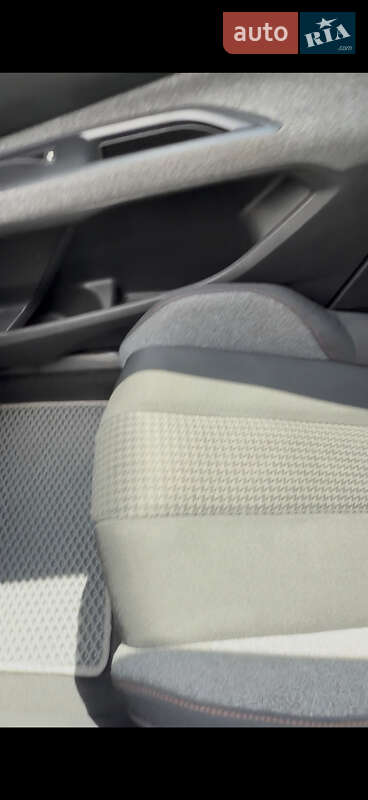 Внедорожник / Кроссовер Peugeot 5008 2018 в Стрые фото 77 Внедорожник / Кроссовер Peugeot 5008 2018 в Стрые