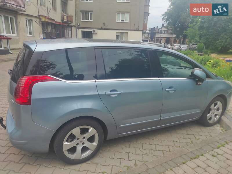 Микровэн Peugeot 5008 2010 в Луцке