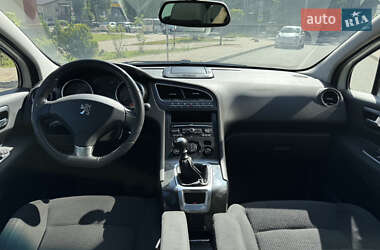 Микровэн Peugeot 5008 2011 в 