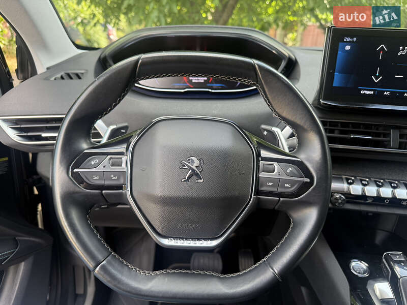 Позашляховик / Кросовер Peugeot 5008 2020 в Запоріжжі