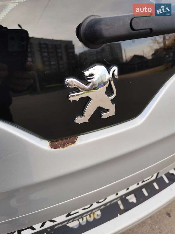 Мікровен Peugeot 5008 2011 в Харкові