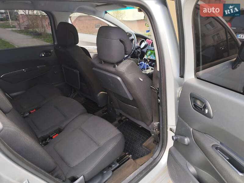 Мікровен Peugeot 5008 2011 в Харкові