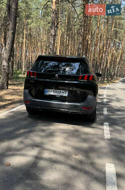 Позашляховик / Кросовер Peugeot 5008 2017 в Полтаві