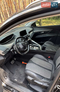 Позашляховик / Кросовер Peugeot 5008 2017 в Полтаві