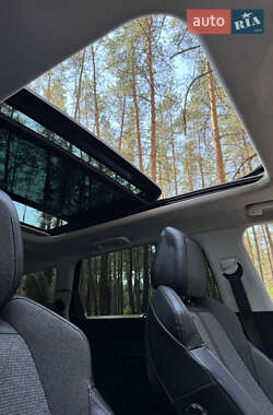 Позашляховик / Кросовер Peugeot 5008 2017 в Полтаві