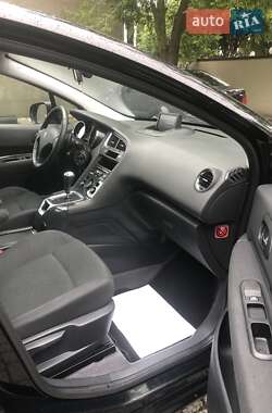 Мікровен Peugeot 5008 2014 в 