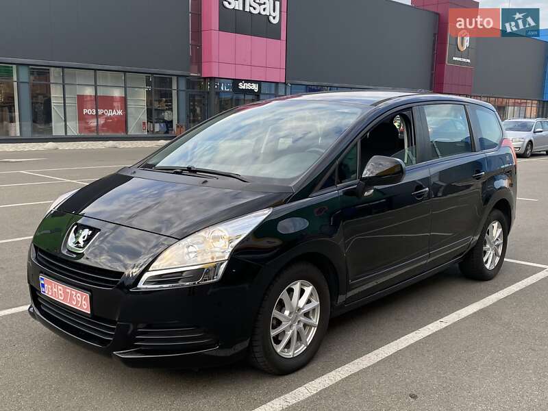 Peugeot 5008 2013