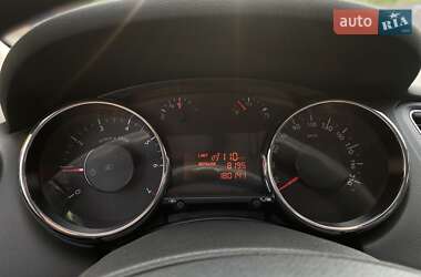 Мікровен Peugeot 5008 2013 в 