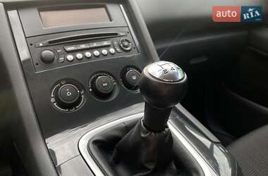 Мікровен Peugeot 5008 2013 в 