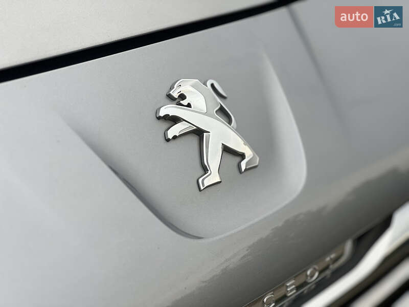 Микровэн Peugeot 5008 2016 в Дрогобыче