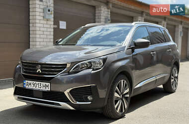 Внедорожник / Кроссовер Peugeot 5008 2019 в Киеве