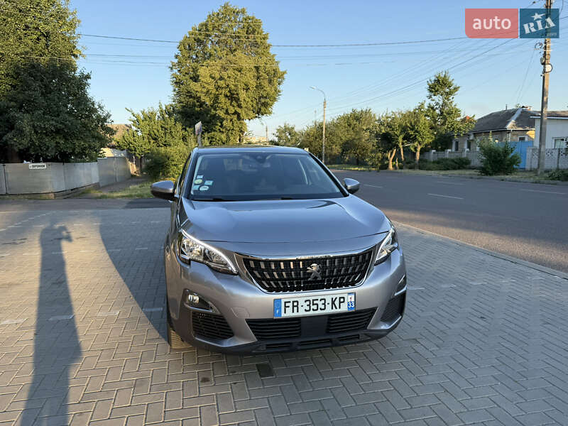 Внедорожник / Кроссовер Peugeot 5008 2020 в Черкассах