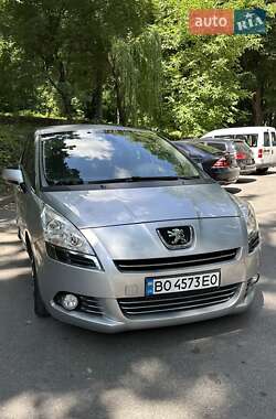 Мікровен Peugeot 5008 2011 в Тернополі