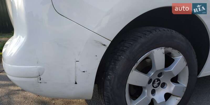 Мікровен Peugeot 5008 2014 в Полтаві