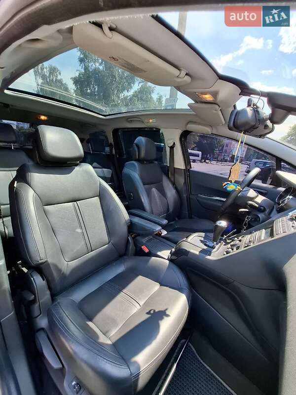 Микровэн Peugeot 5008 2011 в Черкассах
