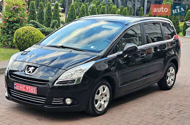 Микровэн Peugeot 5008 2012 в 