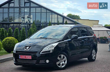 Микровэн Peugeot 5008 2012 в 