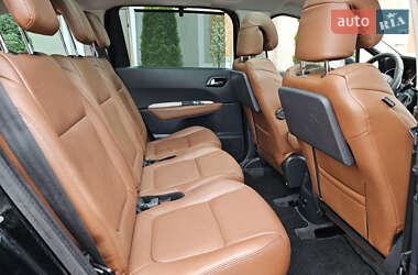 Микровэн Peugeot 5008 2012 в 