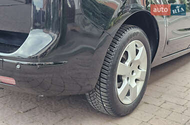 Микровэн Peugeot 5008 2012 в 