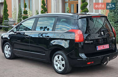 Микровэн Peugeot 5008 2012 в 