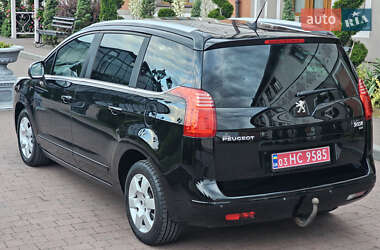 Микровэн Peugeot 5008 2012 в 